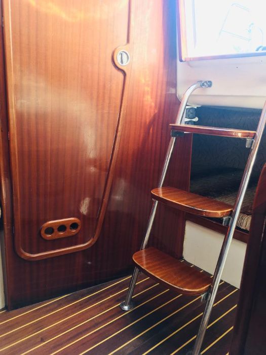 Czarter Mazury, jacht Antila 24, 240zl/doba