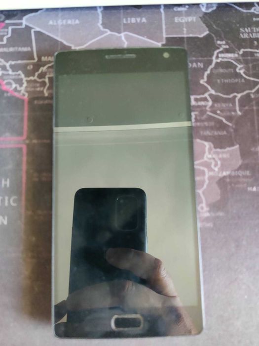 OnePlus 2 (4GB RAM/64GB) - Estado Imaculado + Android 13