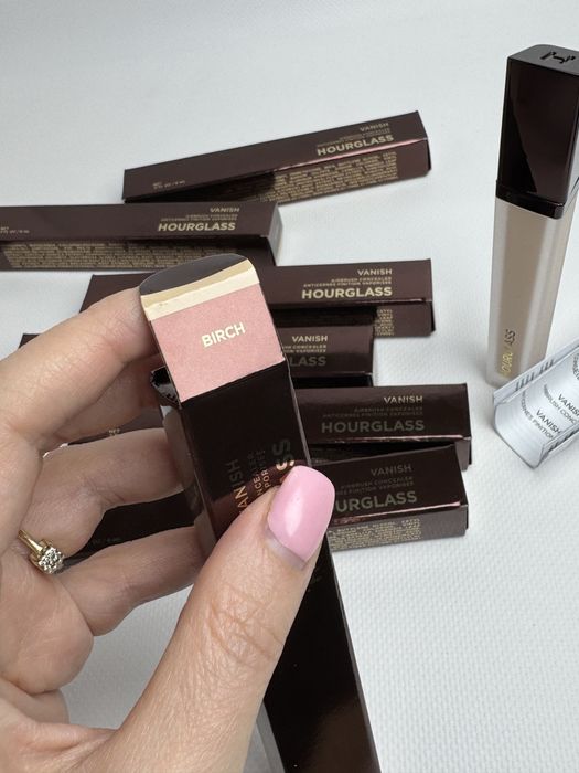 Консілер від темних кіл Hourglass Birch /Cotton коректор для обличчя