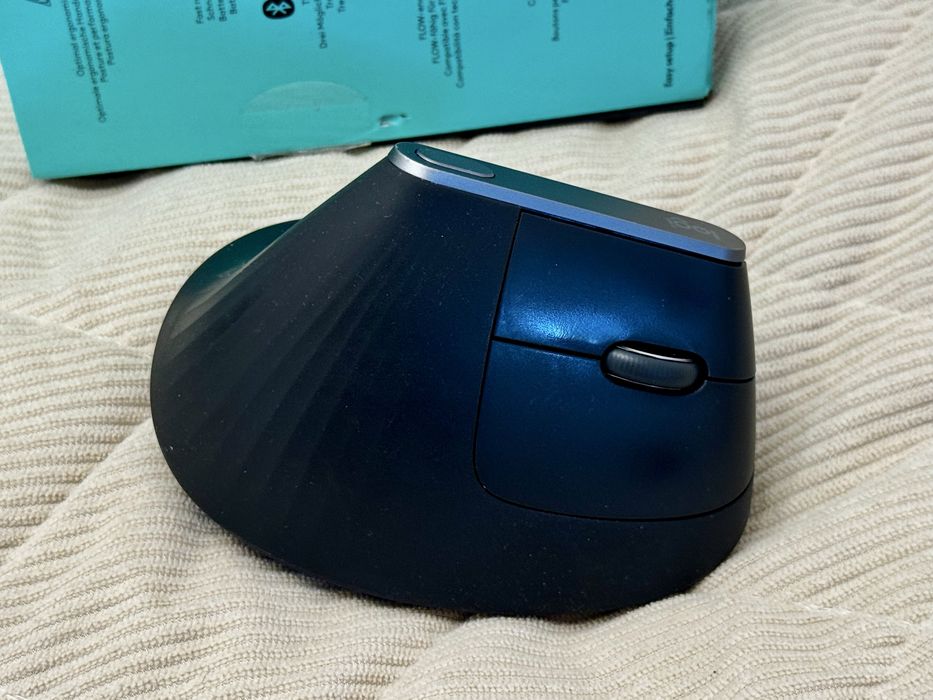 Mysz Logitech MX vertical bezprzewodowa używana sprawna