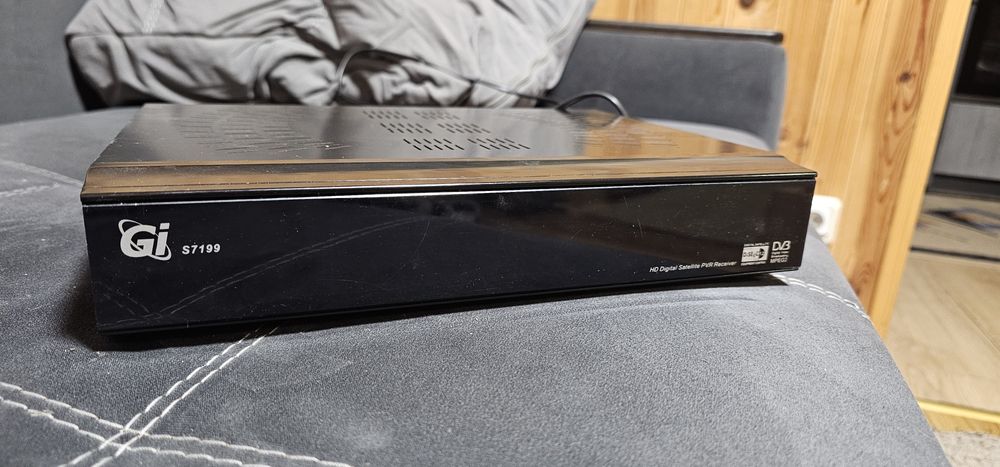 Спутниковый ресивер,тюнер G I   S7199