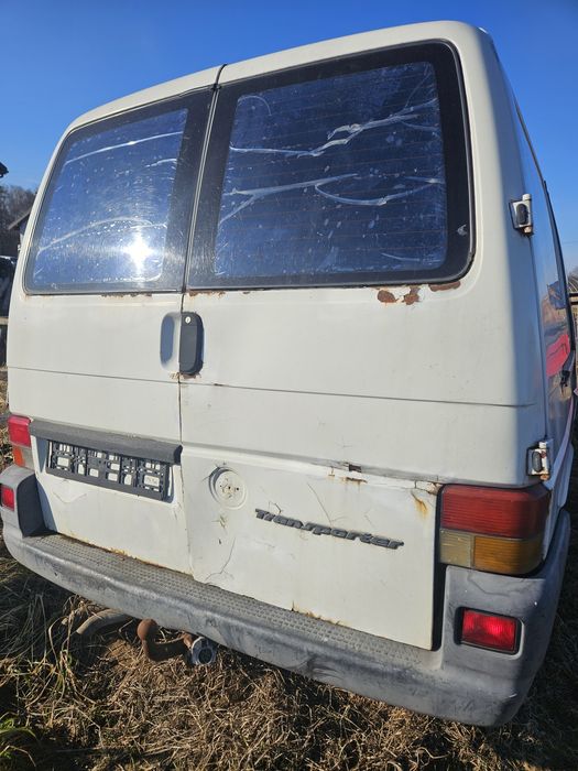 Sprzedam pozostałości VW T4