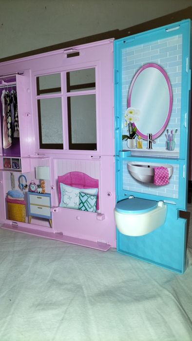 Barbie domek letniskowy.