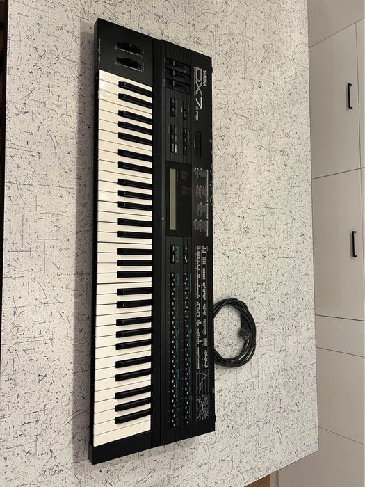Dla Ciebie wszystko - yamaha dx7 - w kategorii Muzyka i Edukacja