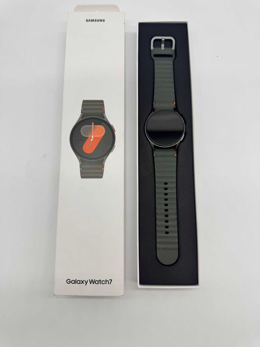 Smartwatch SAMSUNG GALAXY WATCH 7 KPL PLAY od loombard milicz