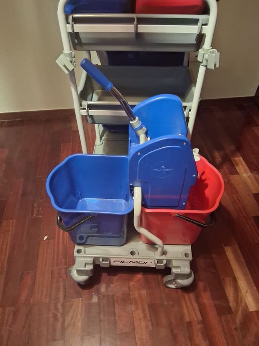 Carro Piquete semi novo