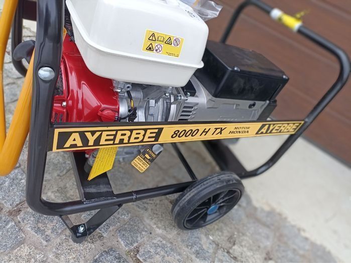 Генератор трифазний бензиновий Ayerbe 8000H TX 8кВа/380В ручний запуск