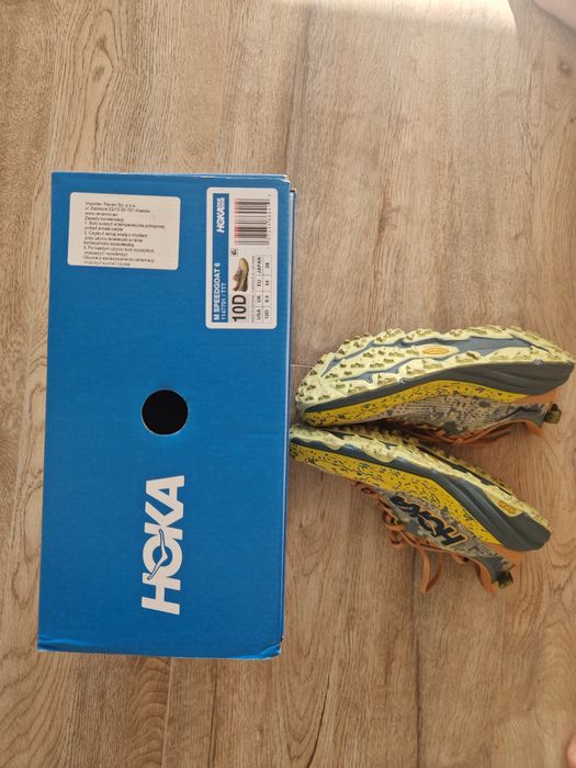 Hoka Speedgoat 6