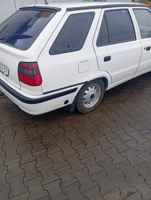 Продам.шкоду.феліцію