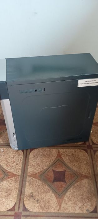 Dwurdzeniowy komputer stacjonarny retro PC+ zestaw
