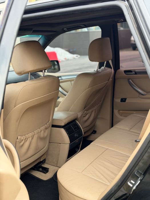 Продам BMW X5/E53 в гарному стані