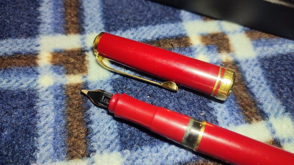 перьевая ручка Herlitz Bugatti