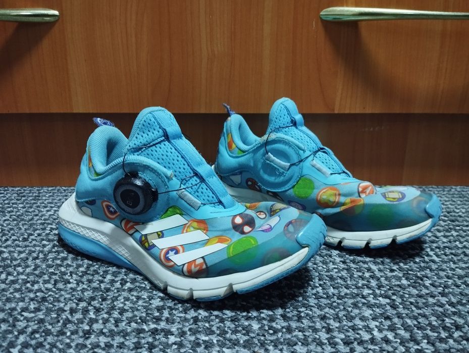 Продам кросівки від adidas