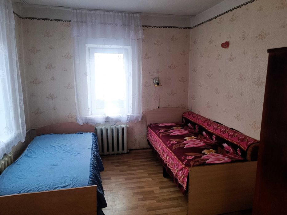 Частина будинку в районі Болдиної гори, окремий двір 6 соток. (С1)