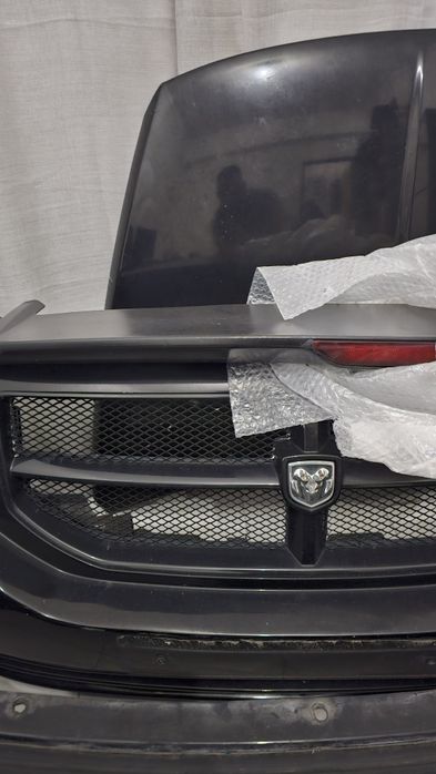 Frente e traseira Dodge Caliber