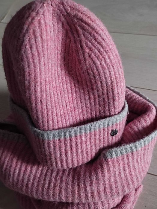 Esprit kpl.czapka+komin z dodatkiem wełny