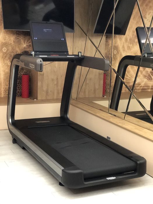 Беговая дорожка Technogym RUN Artis