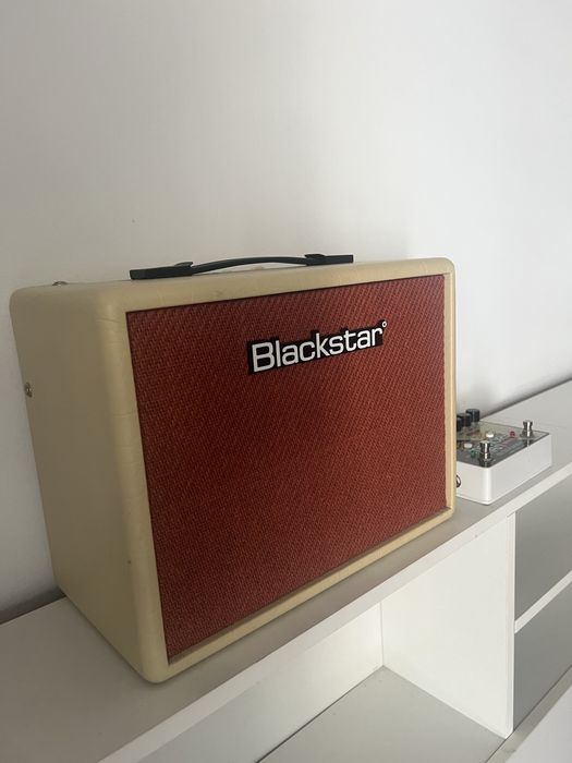 Blackstar debut 15E