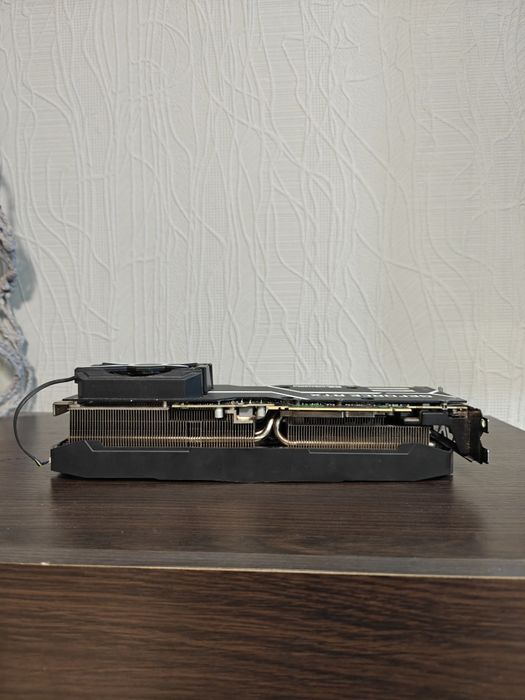 Продам RTX 3080.