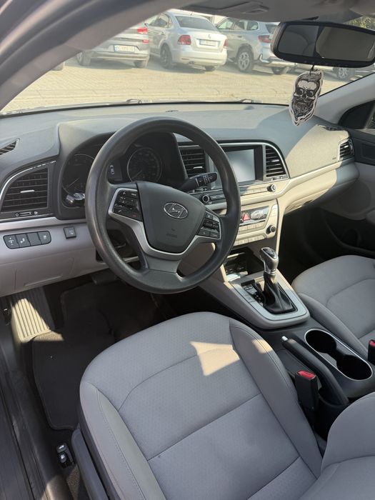 Оренда прокат авто машин Hyundai Elantra ЛЬВІВ та область