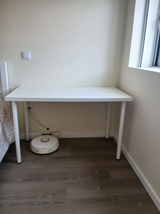 Secretária ikea LAGKAPTEN