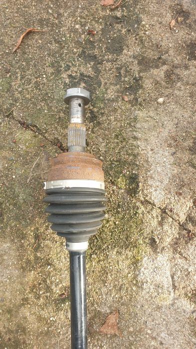 Citroen Peugeot Jeep Avenger 1.2 thp półoś prawa dluga