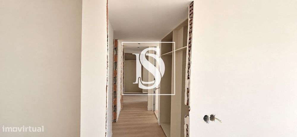 T2 Novo com Varanda e Garagem em Nogueira, Braga | 359.000 €