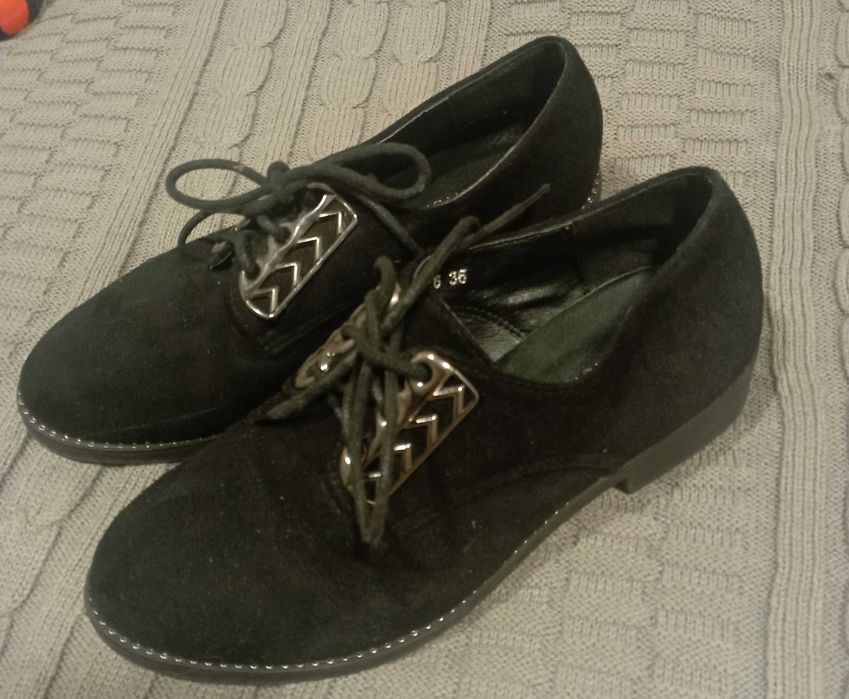 Туфлі на дівчинку 36 р.