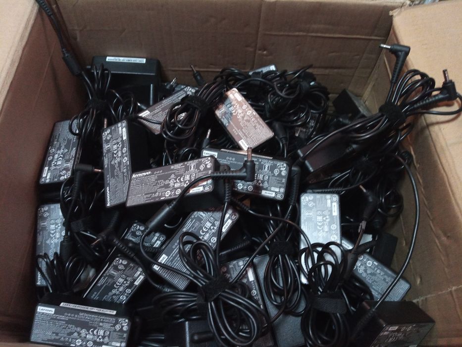 Електрошрот Оригінал блок живлення  Lenovo 20V 2,25A 45W 4.0х1.7