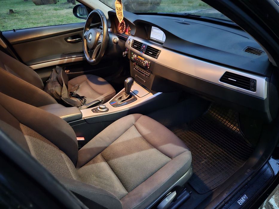 BMW 320 2008р. 2.0 бензин