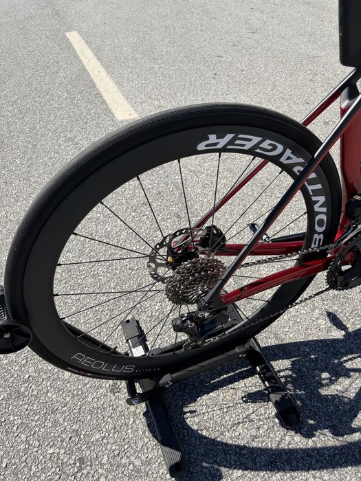 Trek Madone estado novo serviço