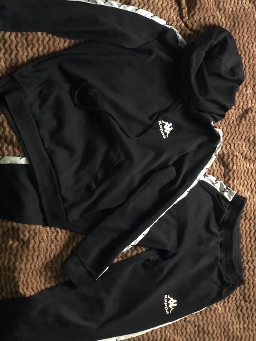 Костюм спортивный