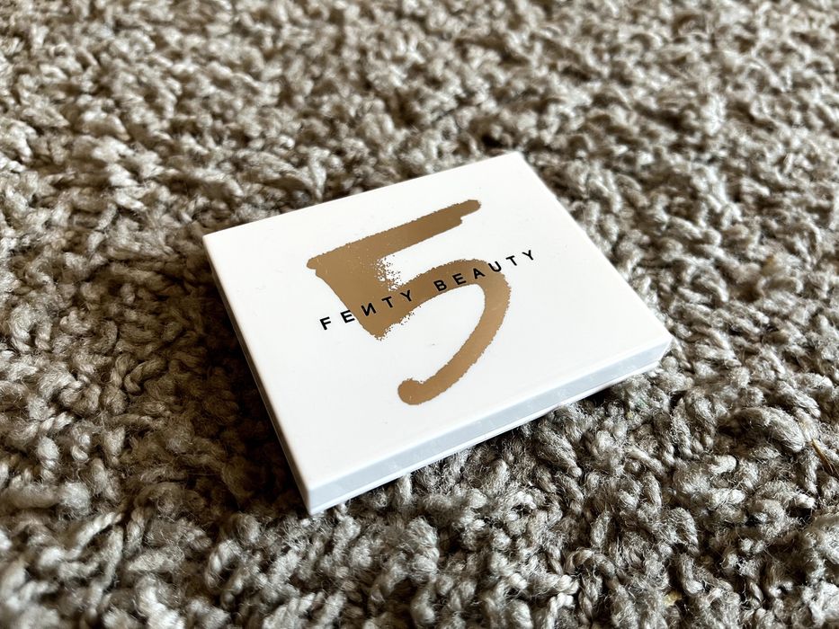 Fenty Beauty 5 Peach paleta cieni do powiek Snap shadows cień