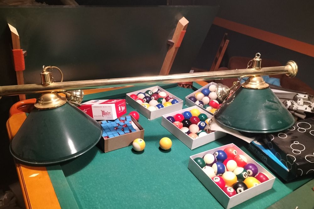 Sprzedam stół bilardowy z litego drewna, blat Łupek Włoski.