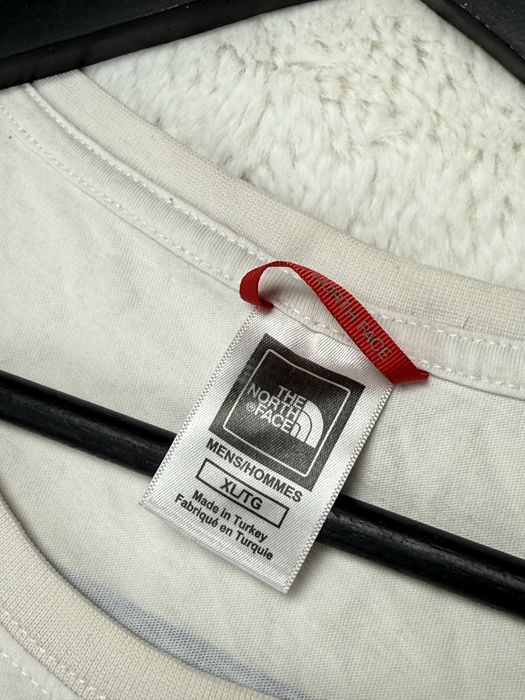 Футболка The North Face