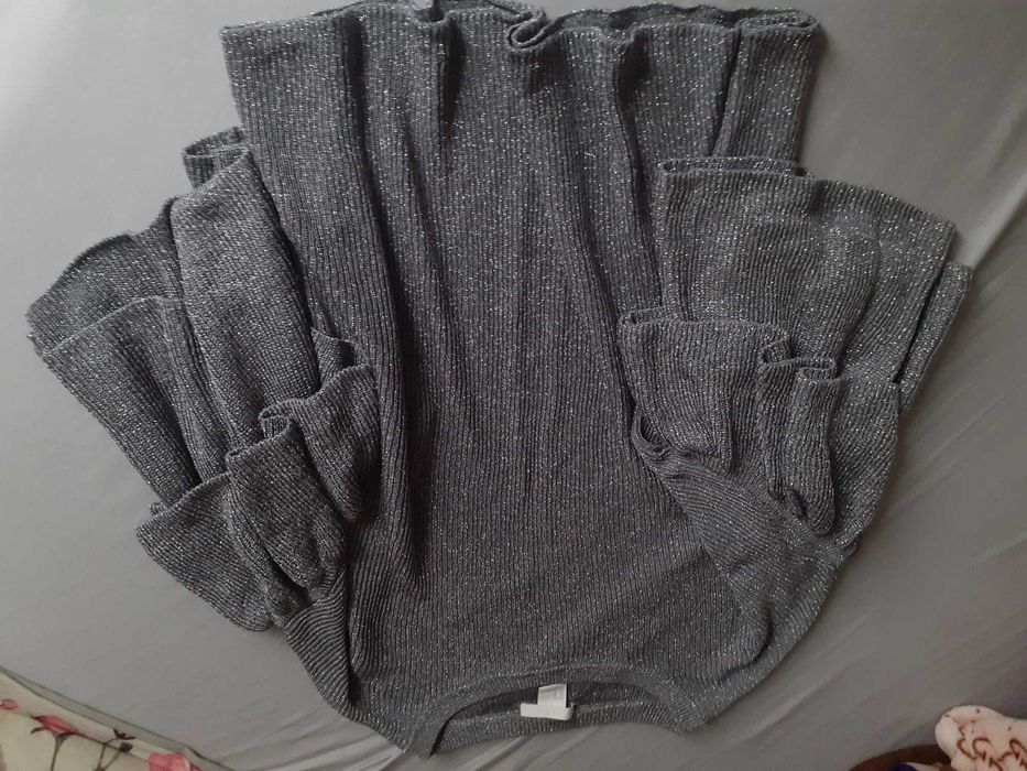 Sweter bluzka z falbanami i srebrną nitką M  H&M