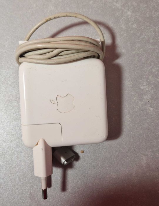 Laptop MacBook AIR 13 2015 + ZAS + klawiatura