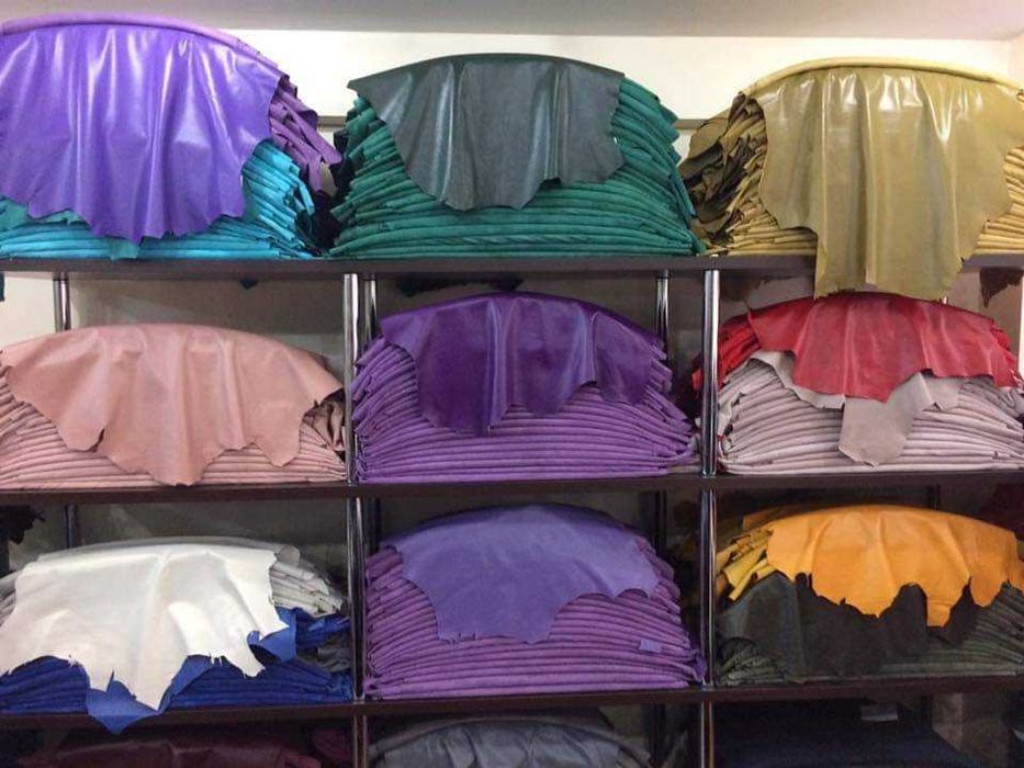 Кожа и дубленочный мех, мутон шубный, астраган, лама. Шкiра, хутро.