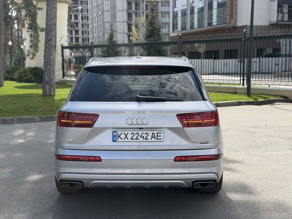 продам Audi q7 Prestige 2017