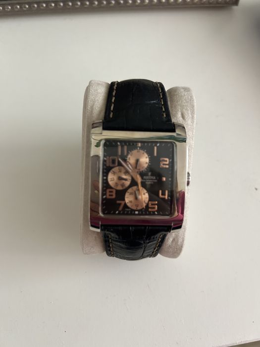 Zegarek festina f16235 skorzany