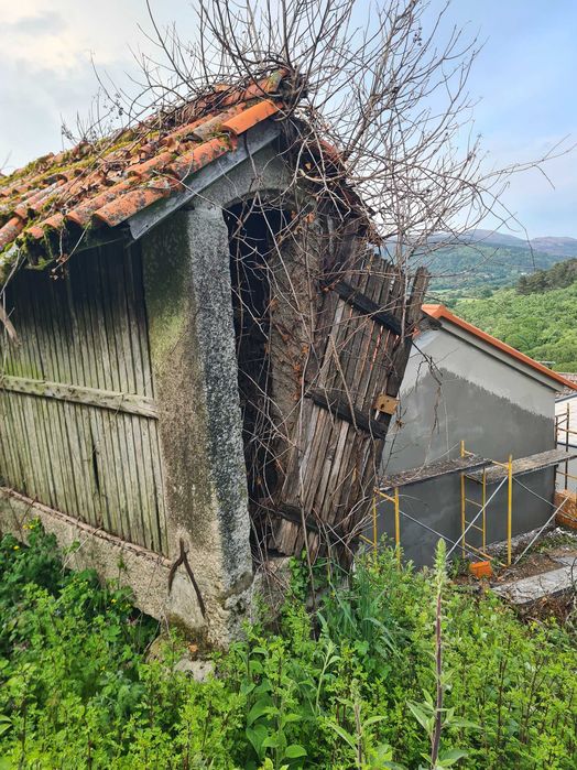 Espigueiro - estrutura em granito