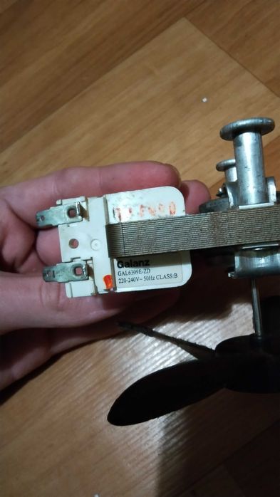 Запчастини для мікрохвильової печі