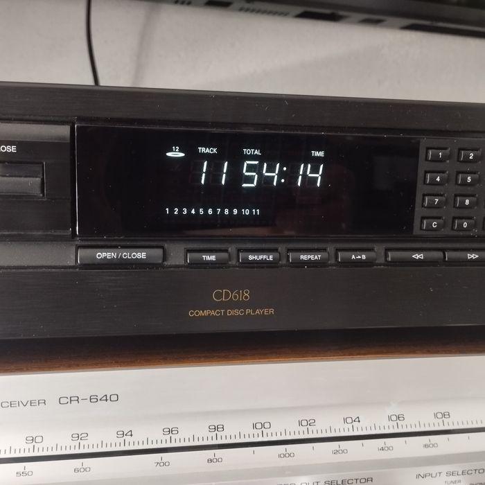 Odtwarzacz CD Philips CD618 w ładnym stanie.