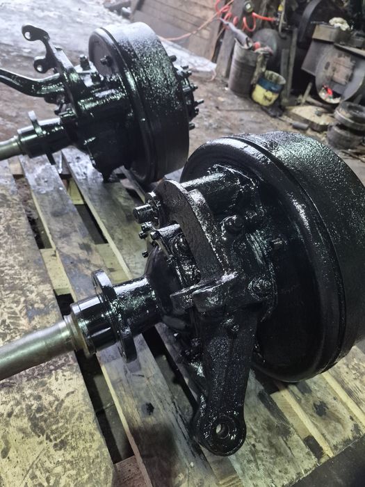 Мост передний.поворотные кулаки.Зил 131.Урал.Камаз