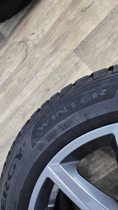 2x zimowe pirelli powergy winter 225/55/17 Jak nowe 24rok 90% bieżnika