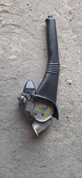 Dacia Sandero II dźwignia hamulca recznego FL 19r