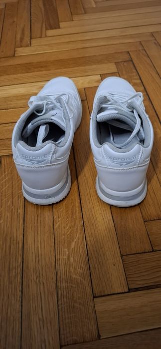 Buty męskie białe