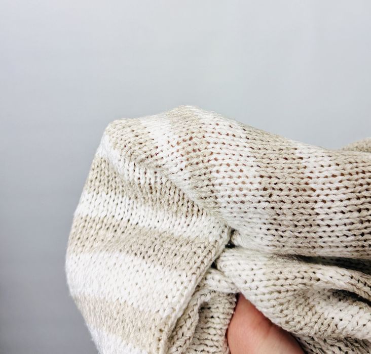 Beżowy sweter w paski XL 42