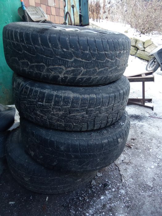Продам диски R16 4 штуки ціна 1500 за один