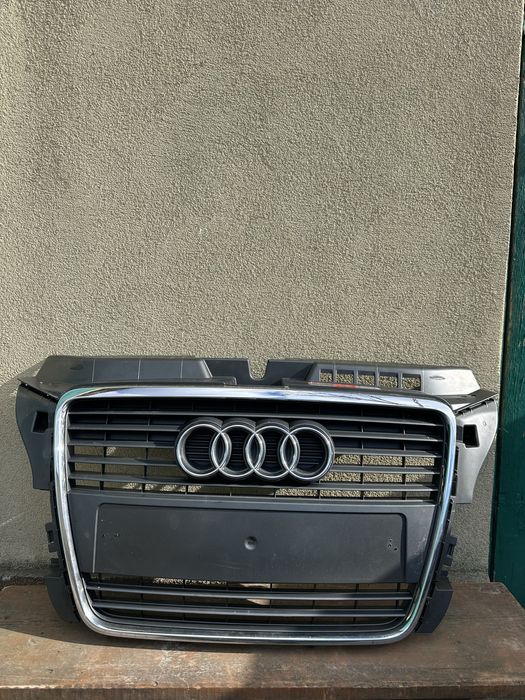 Ришітка Audi A3 8P рест